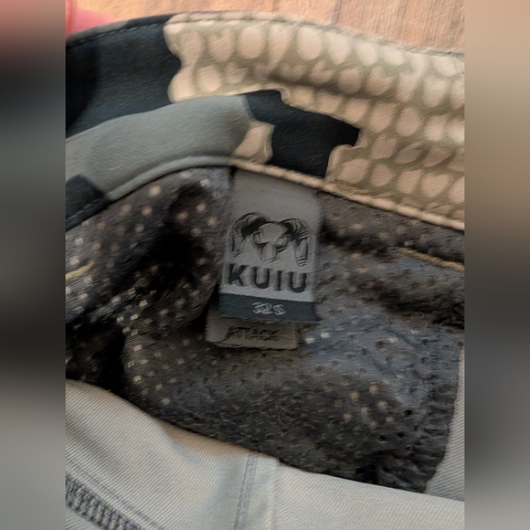 KUIU attack pants - Picture 3 of 3